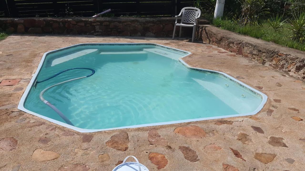 Chalet 2 Camping Style At Cynthias Country Outside Bathrooms Hartbeespoort Dış mekan fotoğraf
